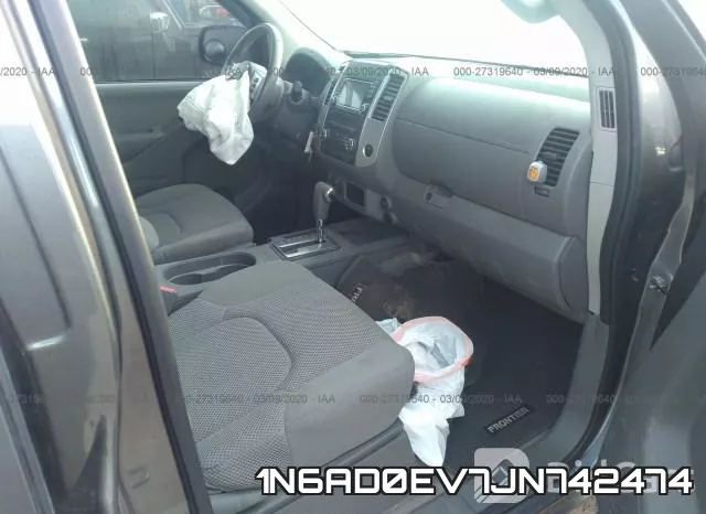 1N6AD0EV7JN742474 фото 6
