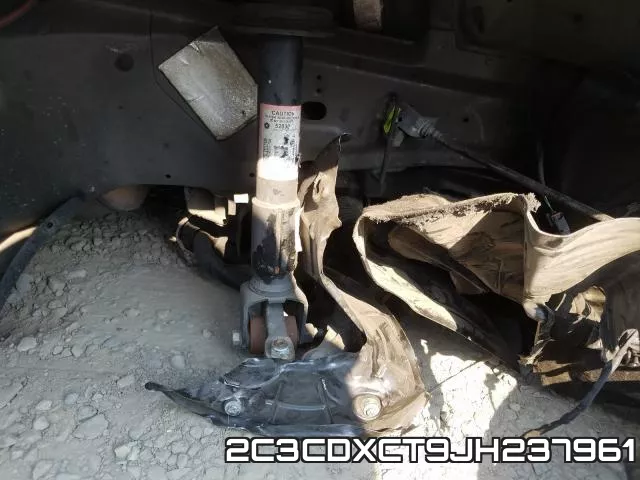 2C3CDXCT9JH237961 фото 10