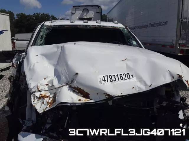 3C7WRLFL3JG407121 фото 8