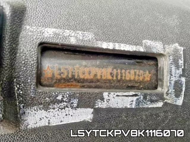 L5YTCKPV8K1116070 фото 2