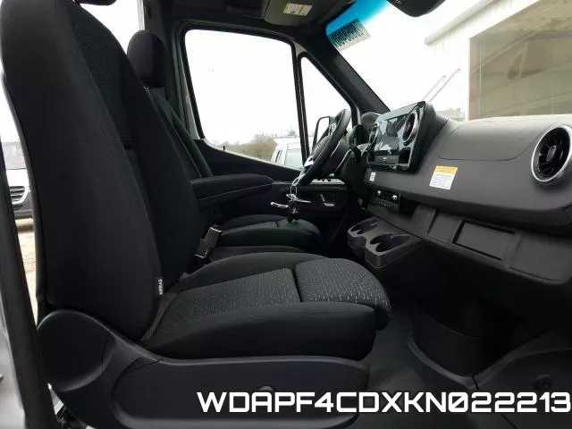WDAPF4CDXKN022213 фото 6