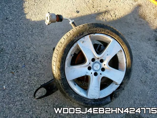 WDDSJ4EB2HN424775 фото 10