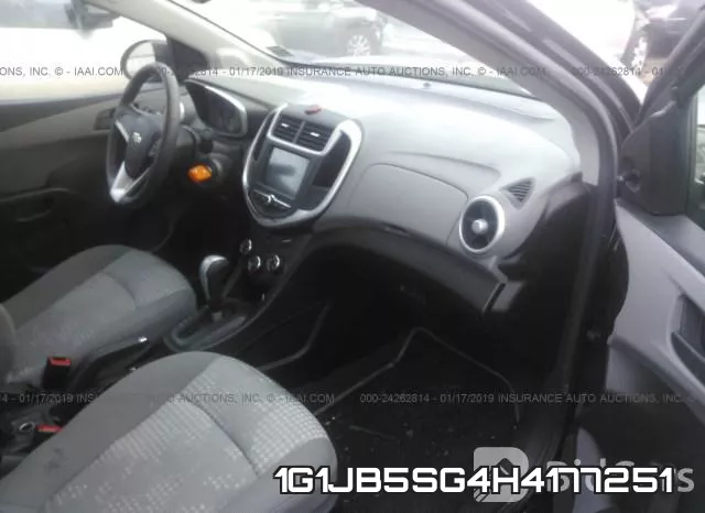 1G1JB5SG4H4177251 фото 6