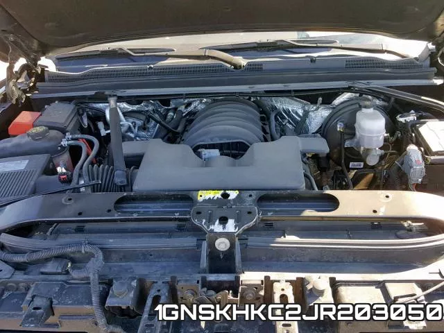 1GNSKHKC2JR203050 фото 8