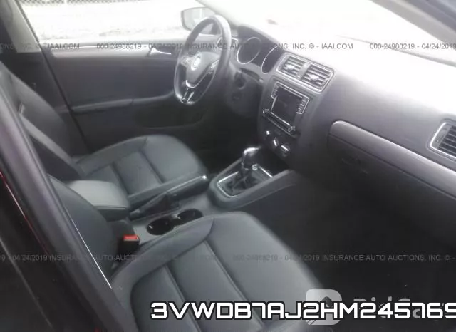 3VWDB7AJ2HM245769 фото 6