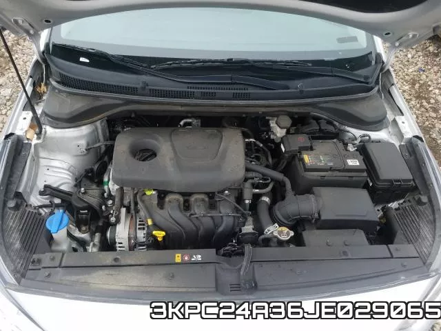 3KPC24A36JE029065 фото 8