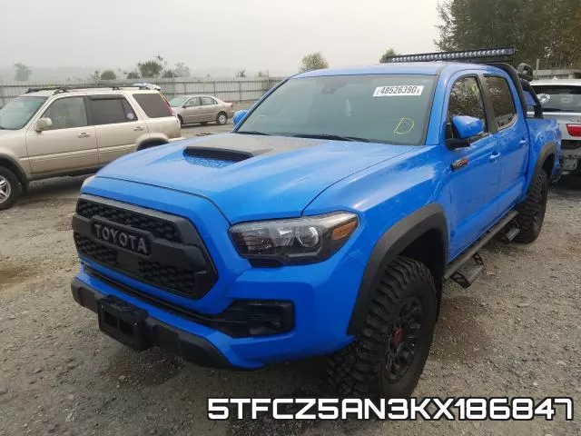5TFCZ5AN3KX186847 фото 3