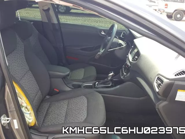 KMHC65LC6HU023975 фото 6