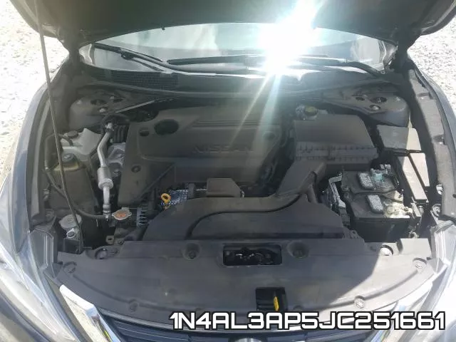 1N4AL3AP5JC251661 фото 8