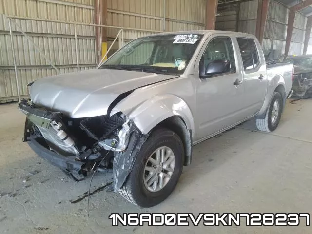 1N6AD0EV9KN728237 фото 3