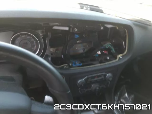 2C3CDXCT6KH757021 фото 10
