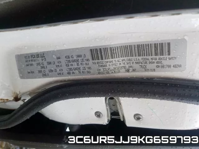 3C6UR5JJ9KG659793 фото 2