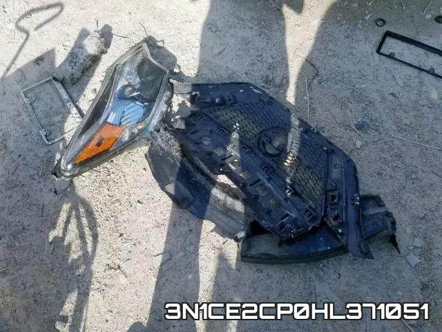 3N1CE2CP0HL371051 фото 10