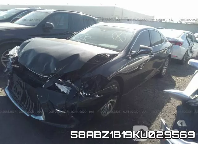 58ABZ1B19KU029569 фото 3