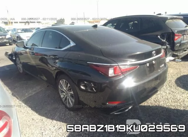 58ABZ1B19KU029569 фото 4