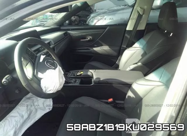 58ABZ1B19KU029569 фото 6