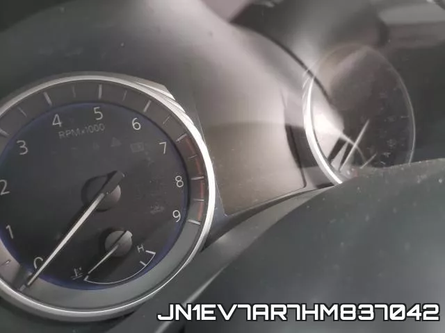 JN1EV7AR7HM837042 фото 9