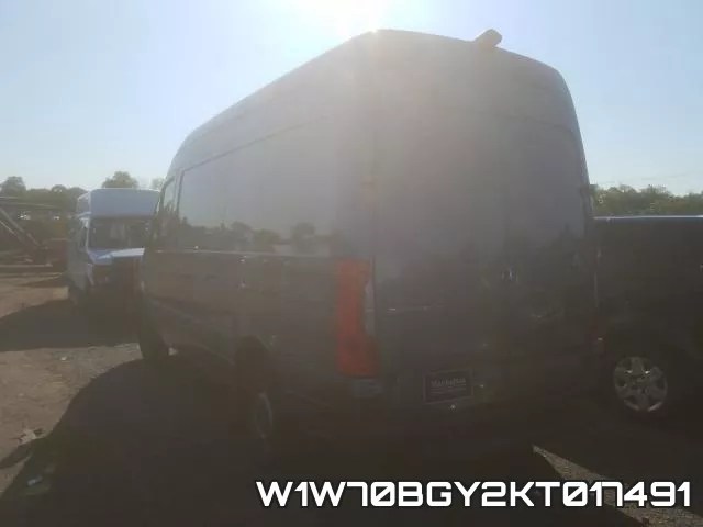 W1W70BGY2KT017491 фото 4