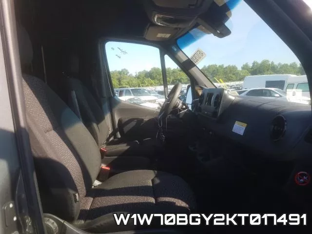 W1W70BGY2KT017491 фото 6