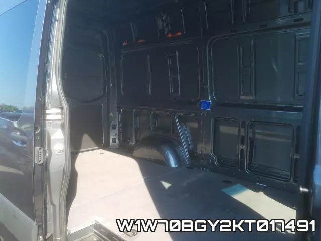 W1W70BGY2KT017491 фото 7