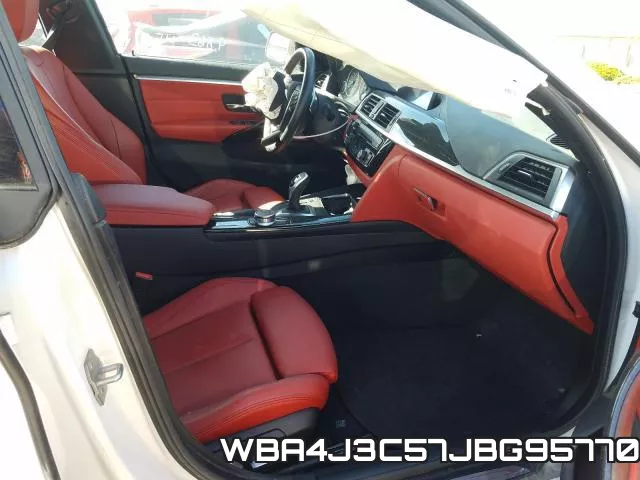 WBA4J3C57JBG95770 фото 6