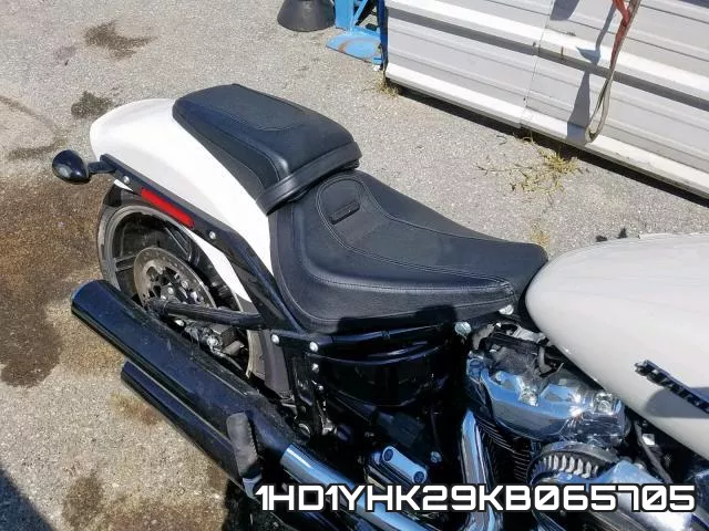 1HD1YHK29KB065705 фото 7