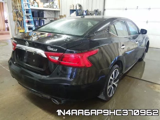 1N4AA6AP9HC370962 фото 5