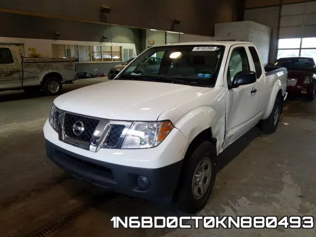 1N6BD0CT0KN880493 фото 3