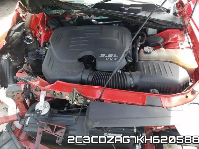 2C3CDZAG7KH620588 фото 8