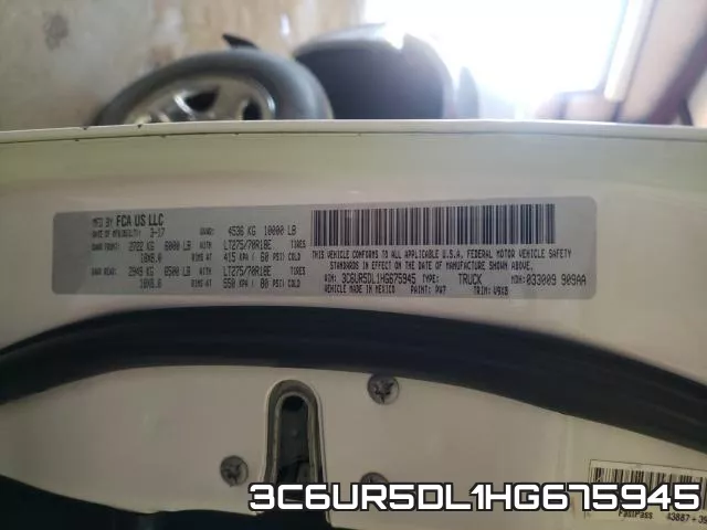 3C6UR5DL1HG675945 фото 2