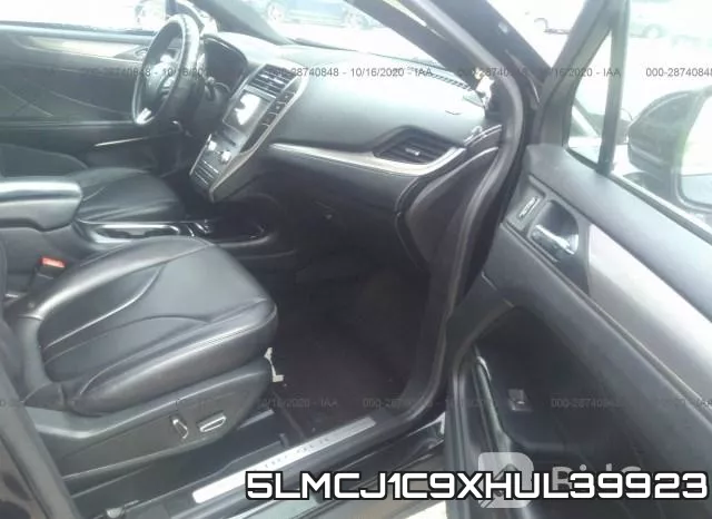 5LMCJ1C9XHUL39923 фото 6
