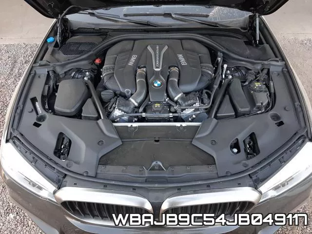 WBAJB9C54JB049117 фото 8