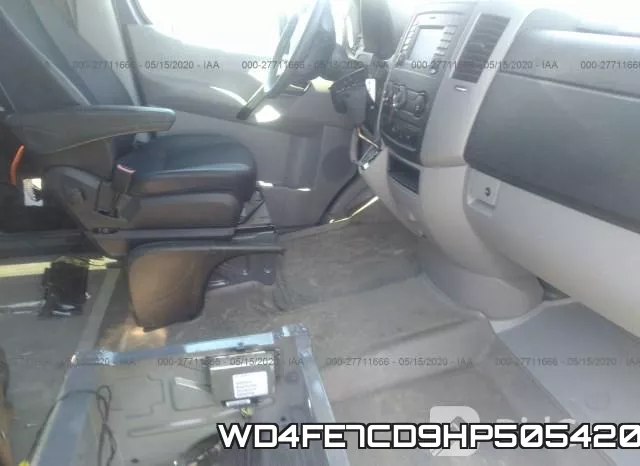 WD4FE7CD9HP505420 фото 6