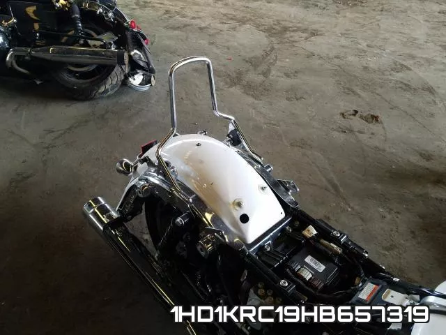 1HD1KRC19HB657319 фото 6