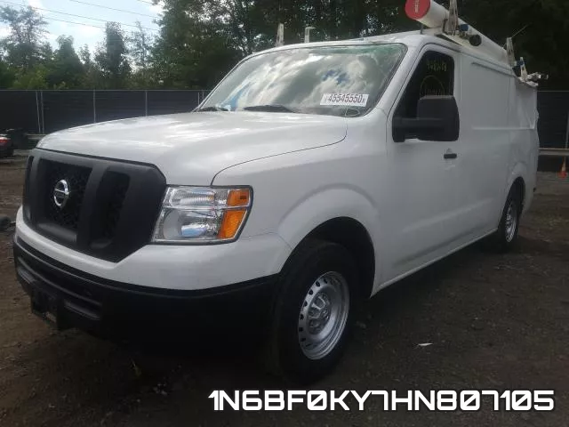1N6BF0KY7HN807105 фото 3