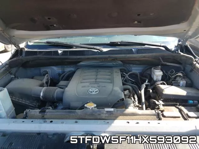 5TFDW5F11HX593092 фото 8