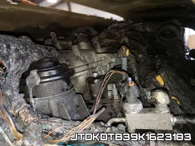 JTDKDTB39K1623183 фото 8