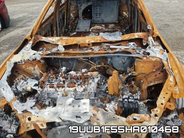 19UUB1F55HA010468 фото 8