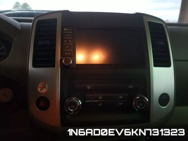 1N6AD0EV6KN731323 фото 9