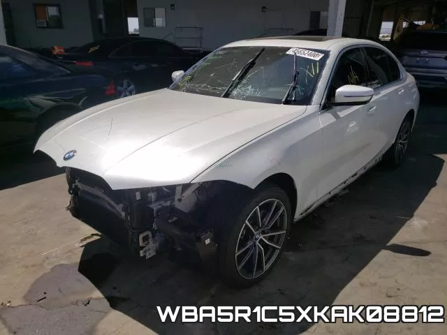 WBA5R1C5XKAK08812 фото 3