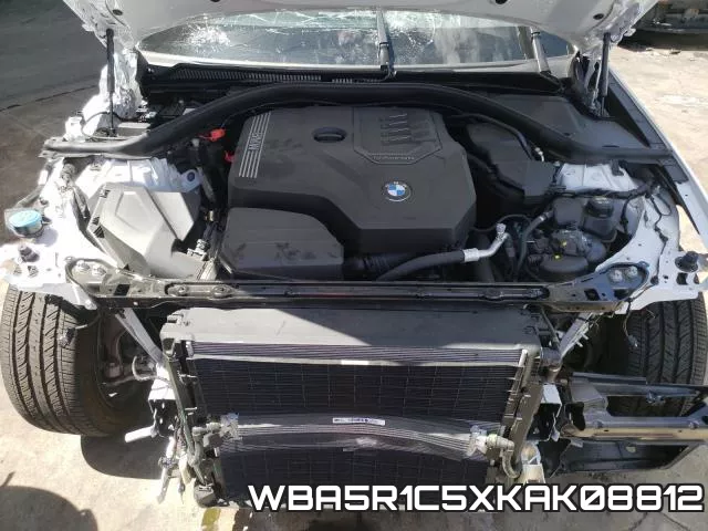 WBA5R1C5XKAK08812 фото 8