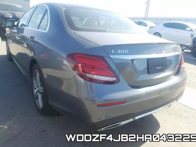 WDDZF4JB2HA043229 фото 4