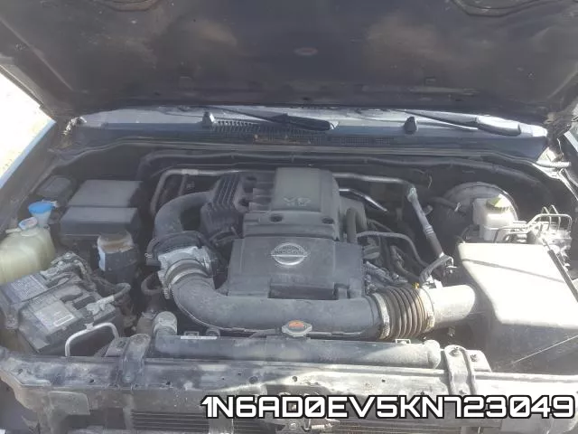 1N6AD0EV5KN723049 фото 8