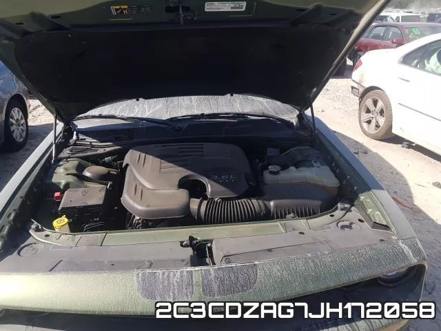 2C3CDZAG7JH172058 фото 8