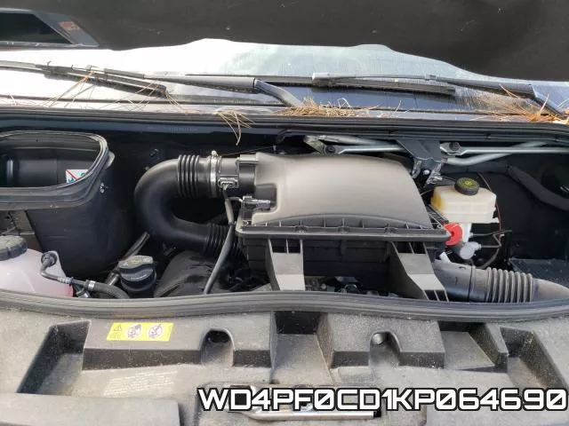 WD4PF0CD1KP064690 фото 8