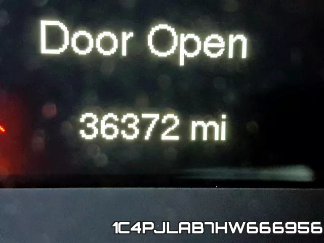 1C4PJLAB7HW666956 фото 9