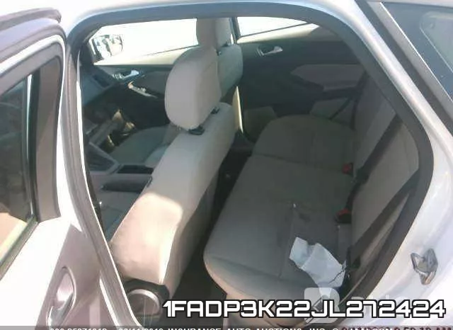 1FADP3K22JL272424 фото 9