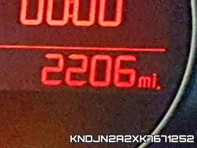 KNDJN2A2XK7671252 фото 9