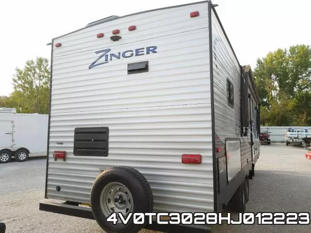 4V0TC3028HJ012223 фото 5