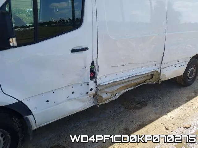 WD4PF1CD0KP070275 фото 10